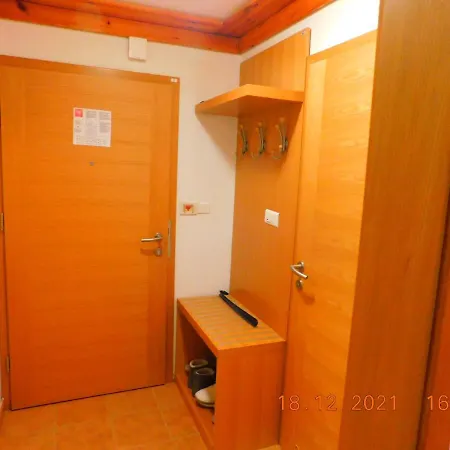 公寓 Private Apartment Lora -U Sklopu Aparthotel Vucko 4*