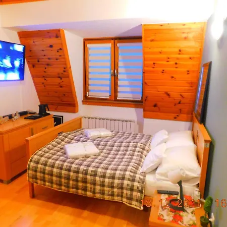 公寓 Private Apartment Lora -U Sklopu Aparthotel Vucko 亚霍里纳