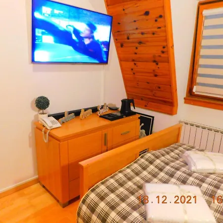 Private Apartment Lora -U Sklopu Aparthotel Vucko 公寓 亚霍里纳