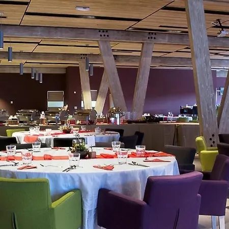 Private Lora - Vucko Apartman 4*