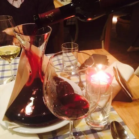 Private Lora - Vucko Apartman 4*