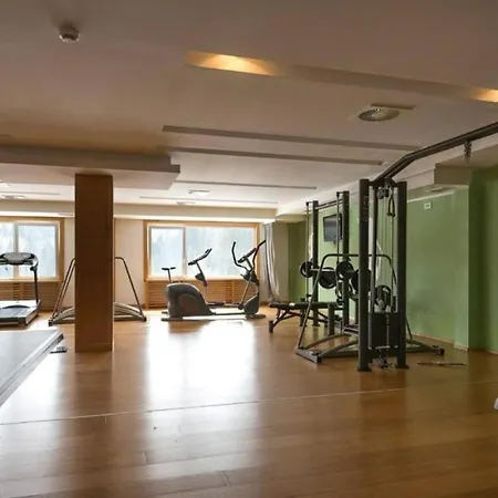 Private Apartment Lora -U Sklopu Aparthotel Vucko 4*